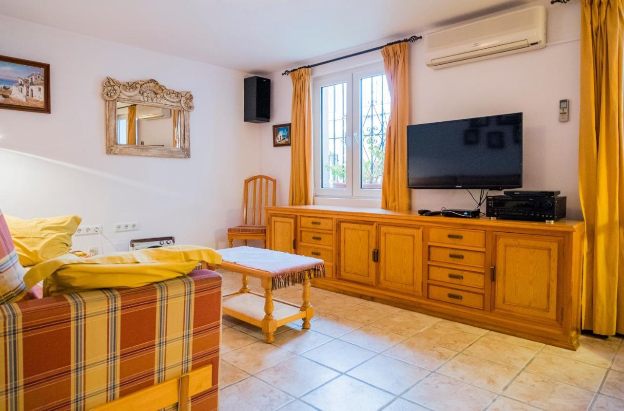 Casa Charlotte Apartment Nerja Exterior photo